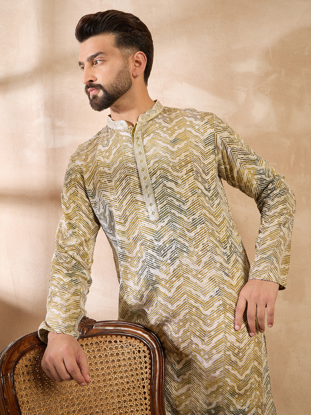 Men Green Silk Blend Solid Embroidered Straight Kurta Sets-MKSET1730