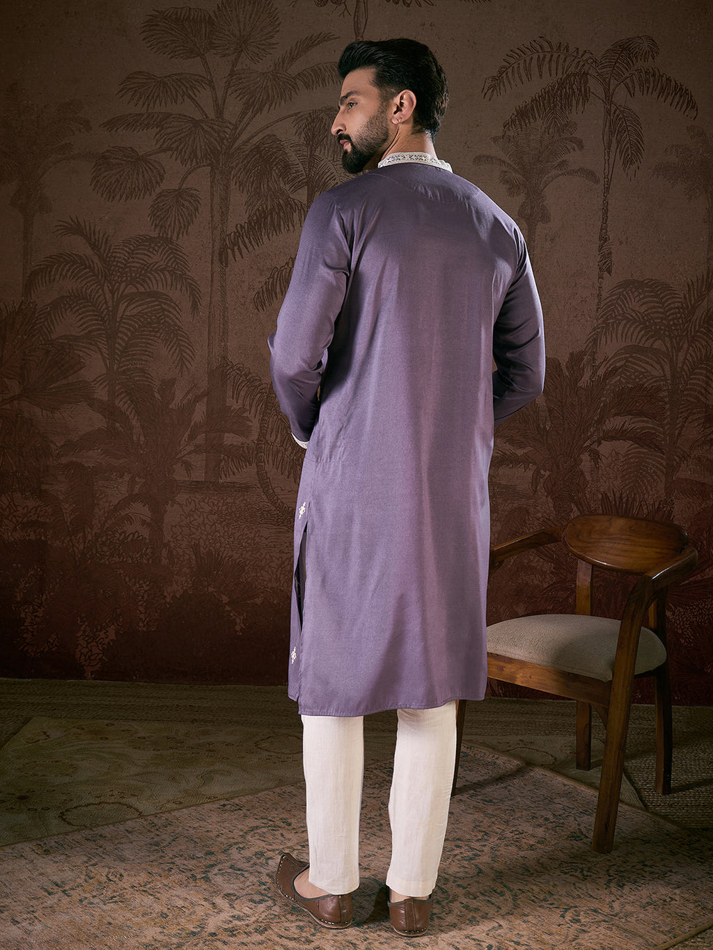 Men Lavender Silk Blend Solid Embroidered Straight Kurta With Trouser-MKSET1792