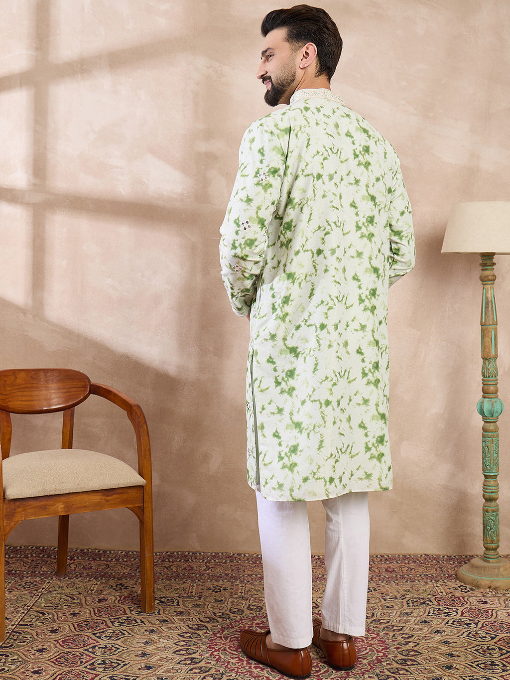 Men Green Silk Blend Solid Embroidered Straight Kurta With Trouser-MKSET2003