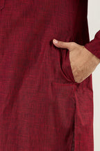 Men Maroon Cotton Solid Woven Design Straight Kurta MKU1096