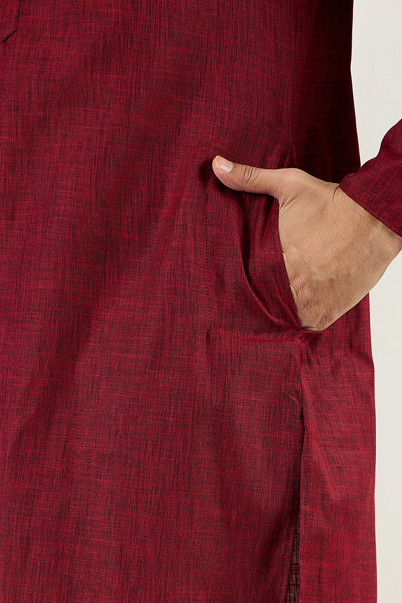 Men Maroon Cotton Solid Woven Design Straight Kurta MKU1096
