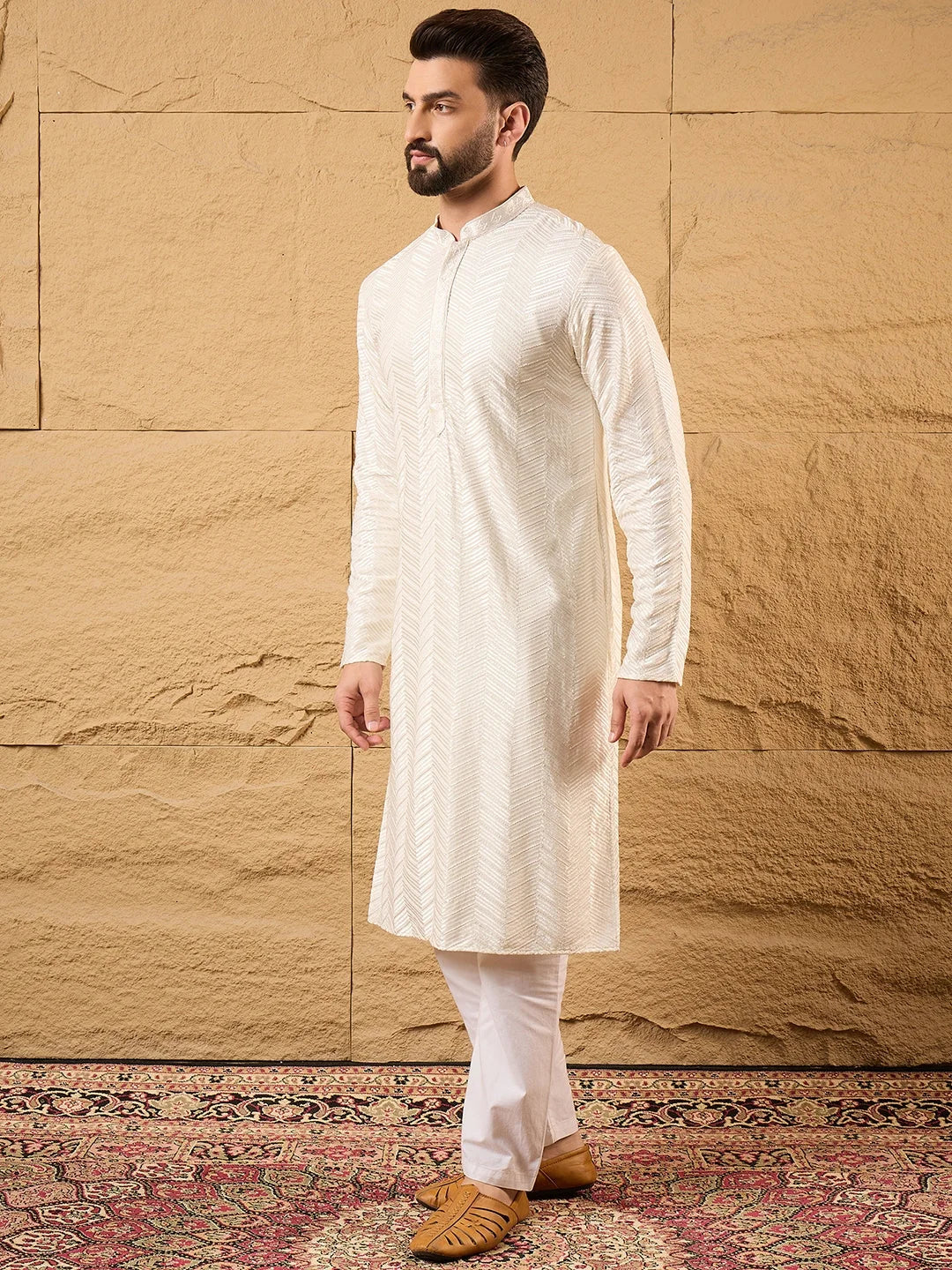 Men Off White Viscose Rayon Chevron Embroidered Straight Kurta-MKU1102
