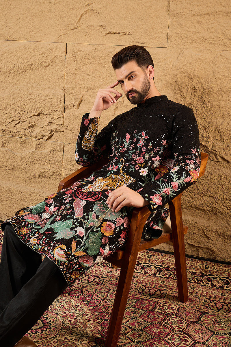 Black Georgette Embroidered Mandarin Collar Straight Kurta MKU1152
