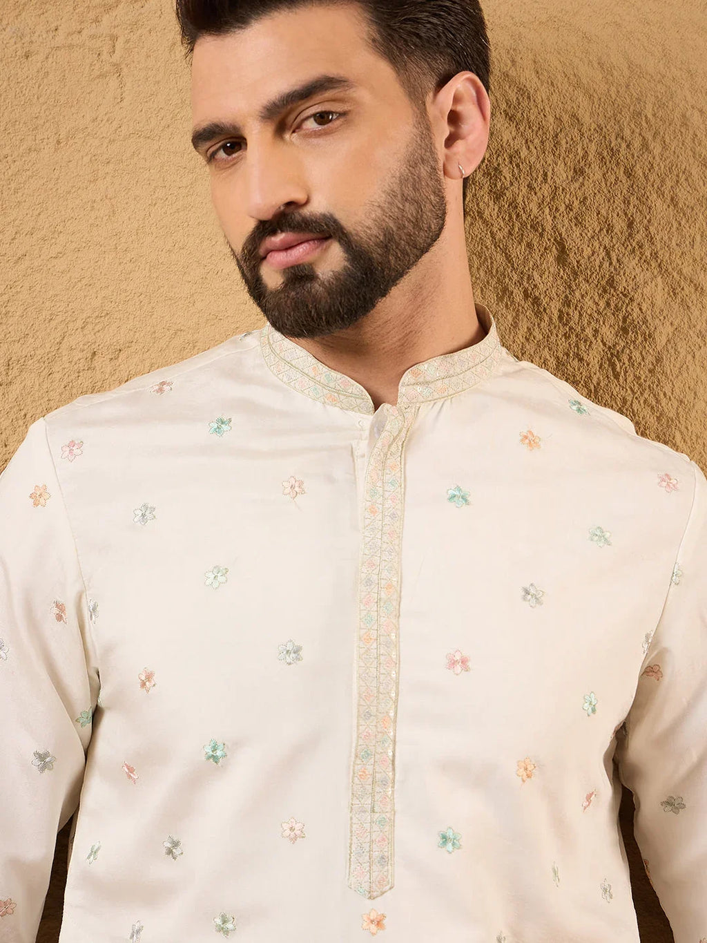 Men Off White Silk Blend Solid Embroidered Straight Kurta-MKU1179