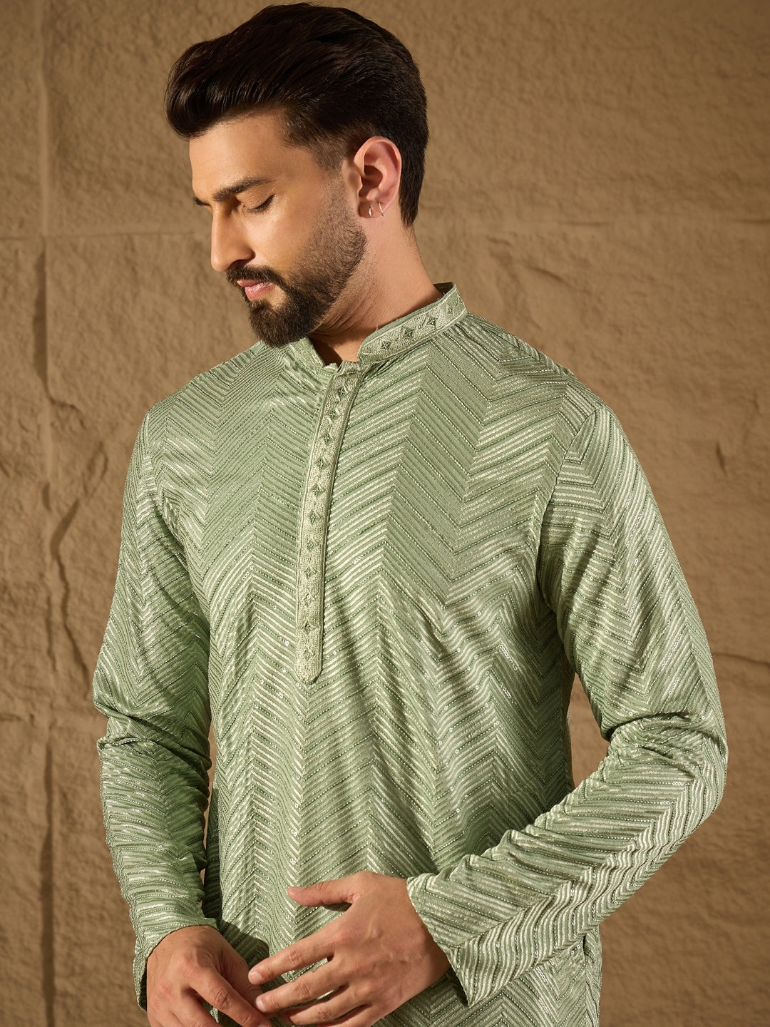 Men Green Viscose Rayon Solid Embroidered Straight Kurta-MKU1203