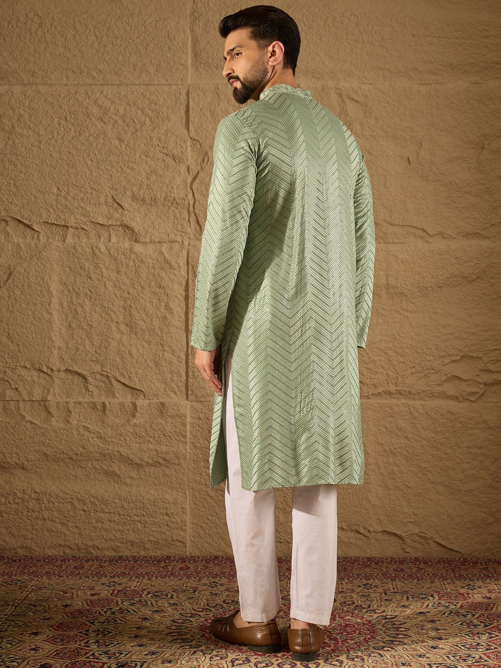 Men Green Viscose Rayon Solid Embroidered Straight Kurta-MKU1203