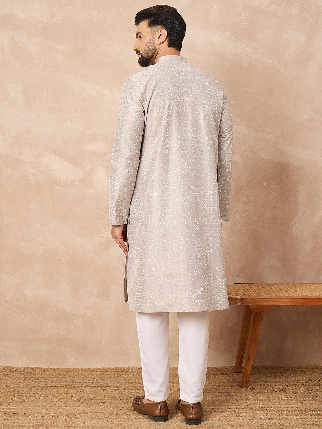 Men Grey Silk Geometric Printed Straight Kurta-MKU1272