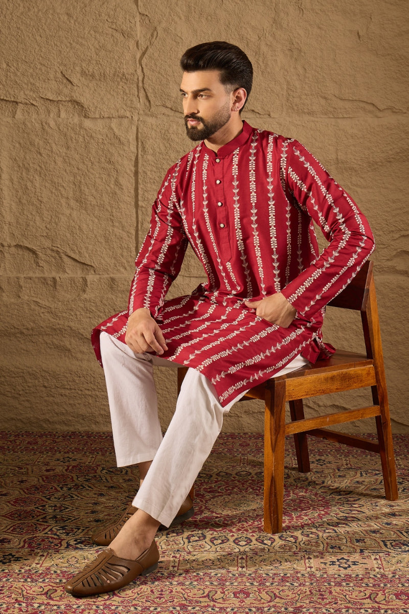 Maroon Viscose Rayon Printed Straight Kurta MKU1278