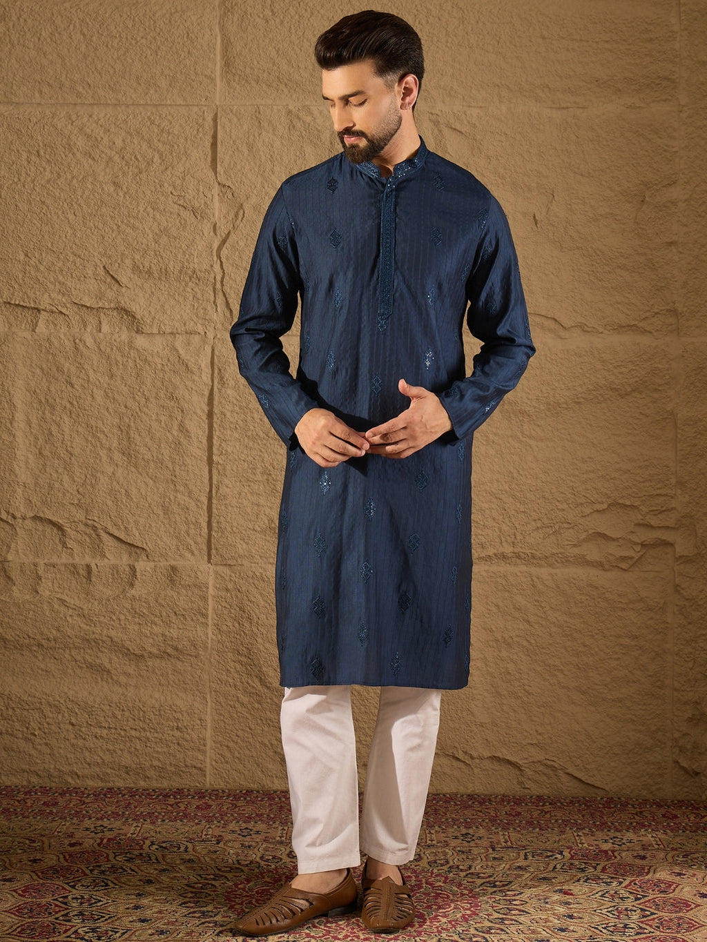 Men Blue Viscose Rayon Solid Embroidered Straight Kurta-MKU1293