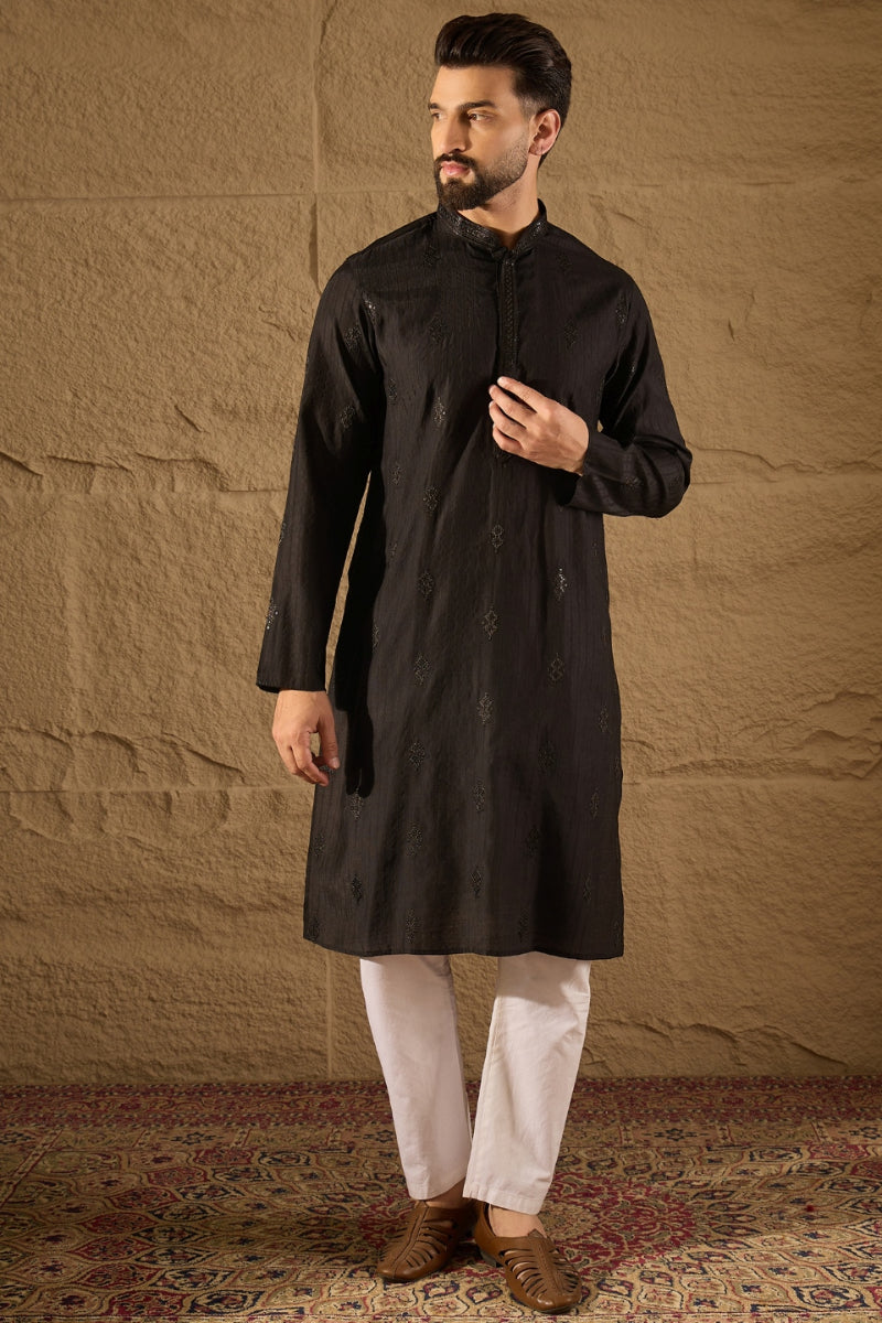 Black Viscose Rayon Solid Embroidered Straight Kurta HOPMKU1294
