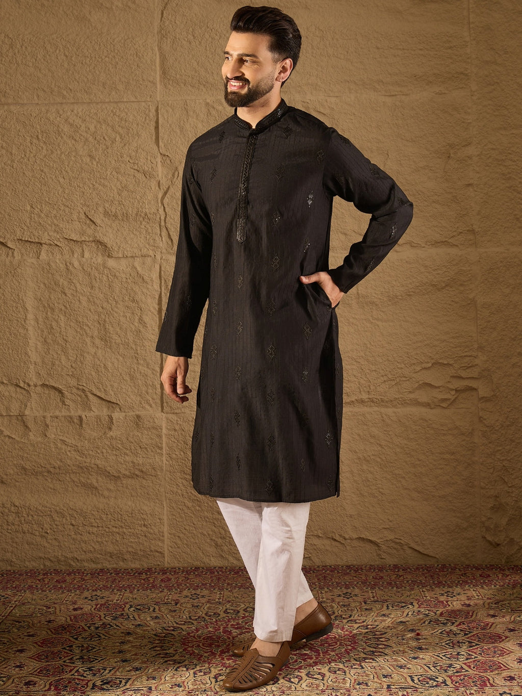 Men Black Viscose Rayon Solid Embroidered Straight Kurta-MKU1294