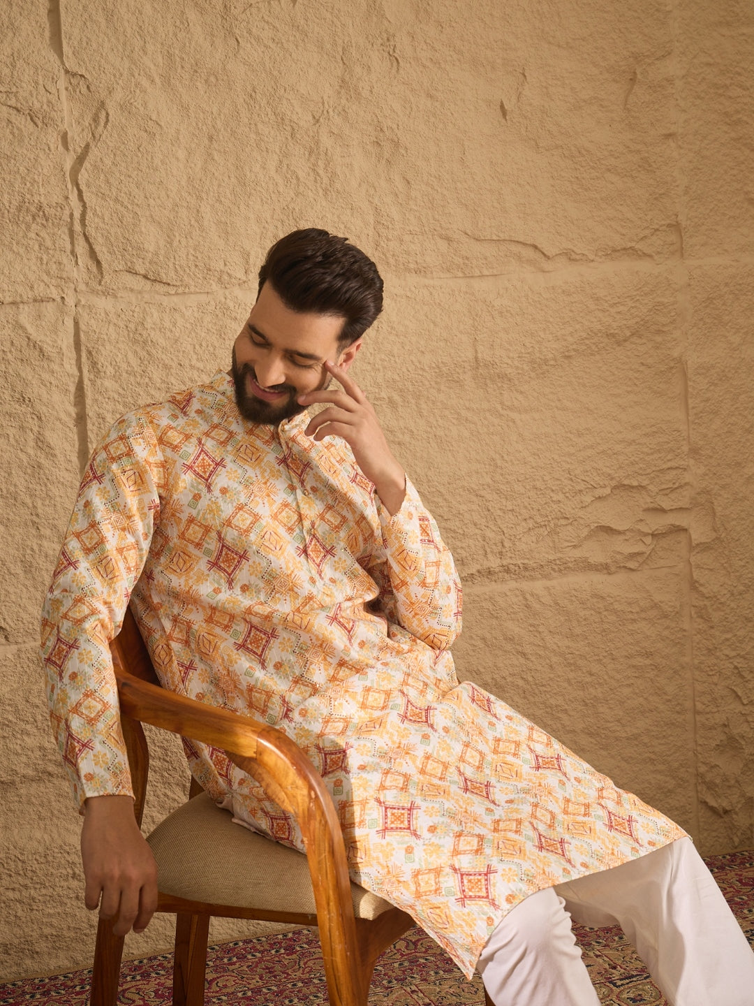 Men White Silk Blend Geometric Embroidered Straight Kurta-MKU1310