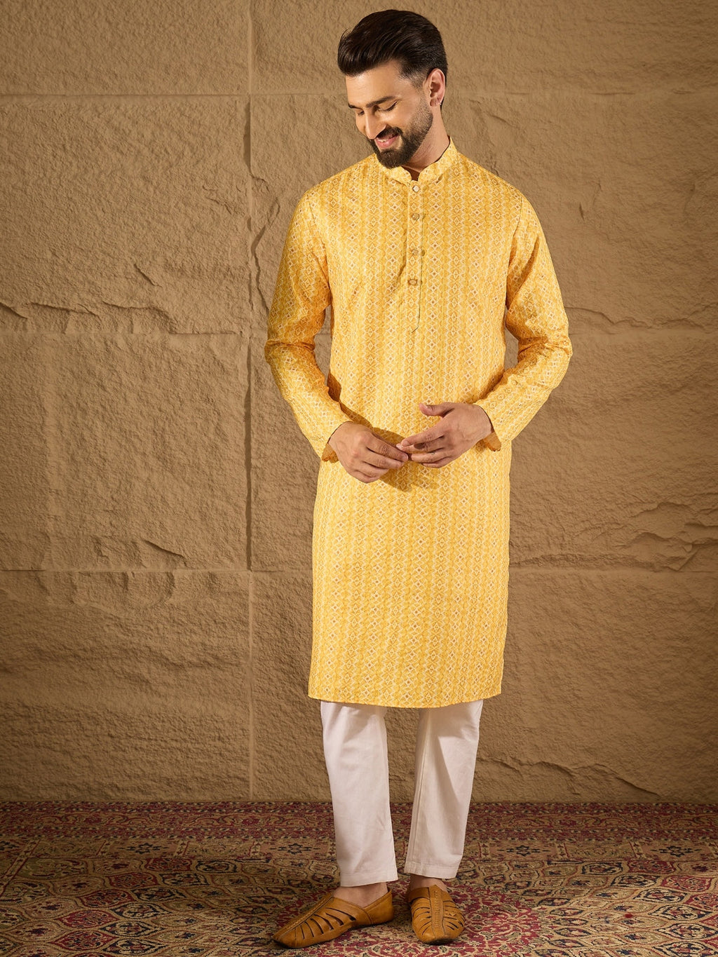 Men Yellow Silk Blend Geometric Embroidered Straight Kurta-MKU1313
