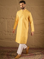 Men Yellow Silk Blend Geometric Embroidered Straight Kurta-MKU1313