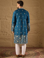 Men Blue Vertican Solid Embroidered Straight Kurta-MKU1315