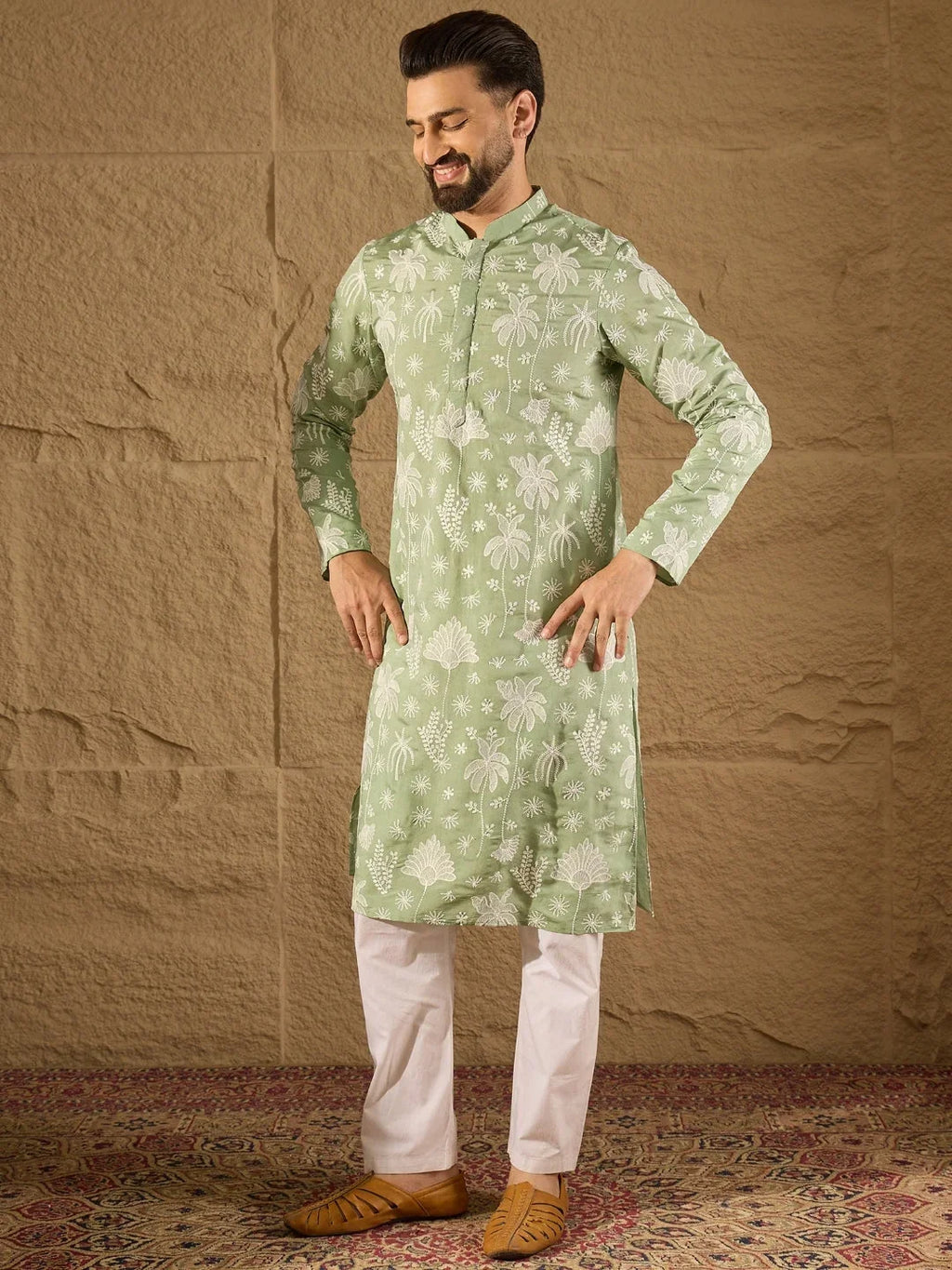 Men Green Chanderi Silk Embroidered Straight Kurta-MKU1316
