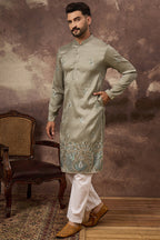 Green Silk Blend Solid Embroidered Straight Kurta MKU1345