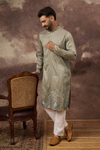 Green Silk Blend Solid Embroidered Straight Kurta MKU1345