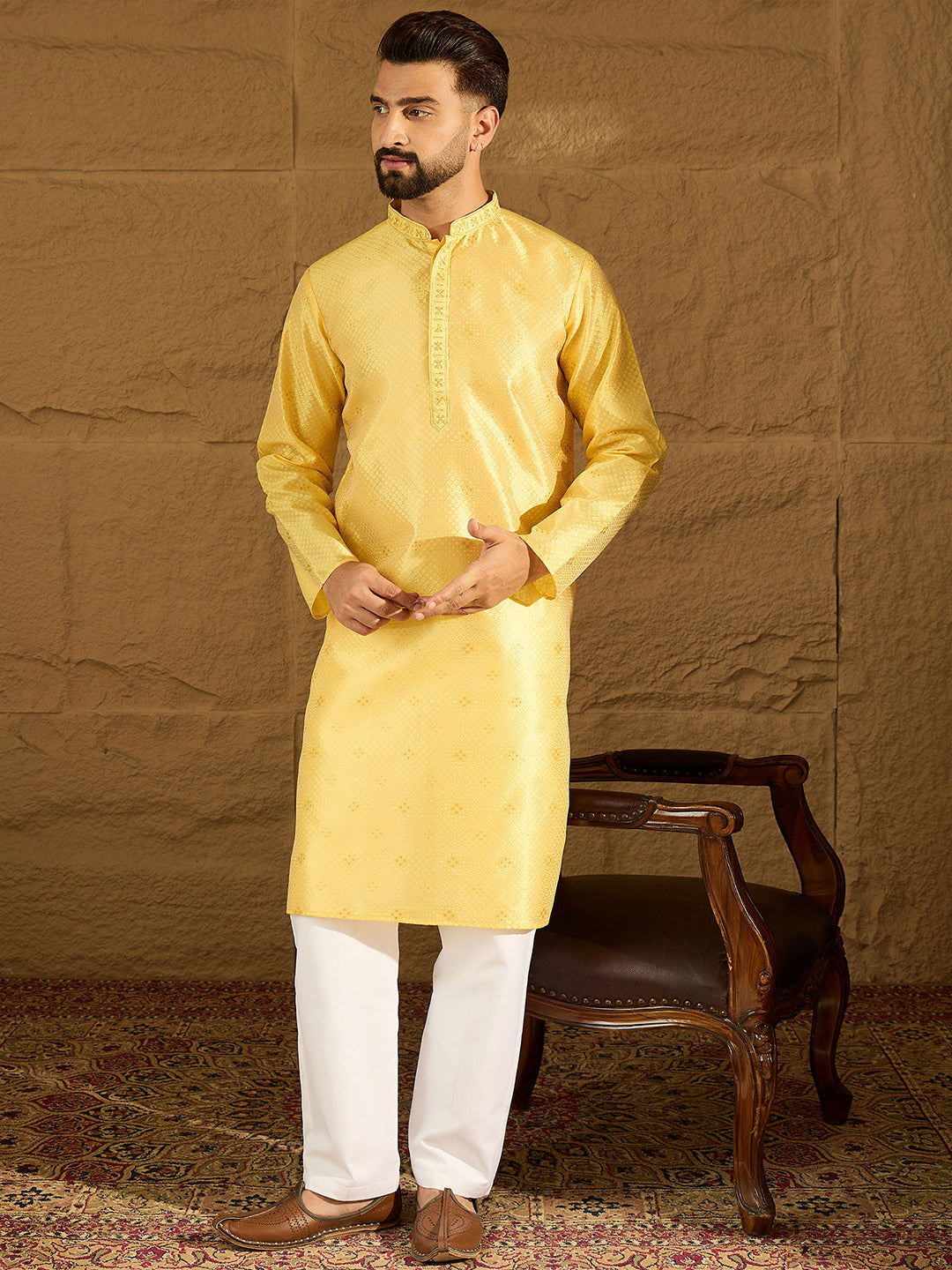 Men Green Polyester Solid Embroidered Straight Kurta-MKU1353