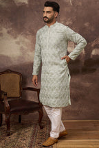 Green Viscose Rayon Solid Embroidered Straight Kurta HMKU1386