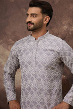 Lavender Viscose Rayon Solid Embroidered Straight Kurta MKU1387