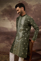Green Silk Blend Solid Embroidered Straight Kurta MKU1419
