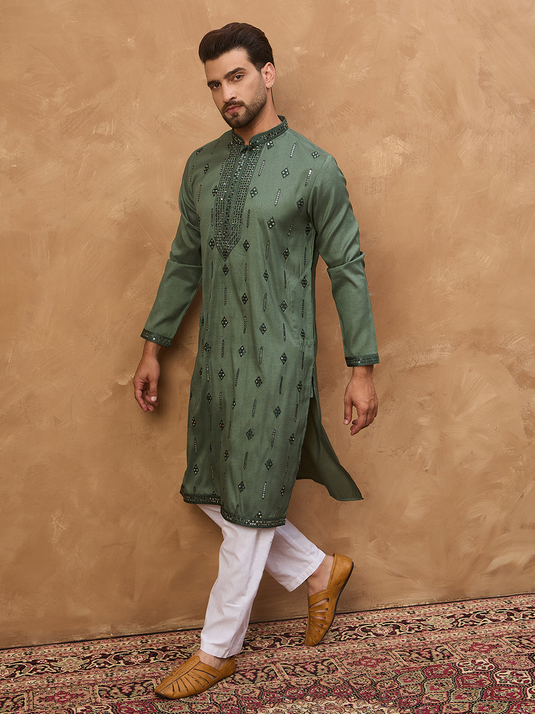 Men Green Silk Blend Solid Embroidered Straight Kurta-MKU1439