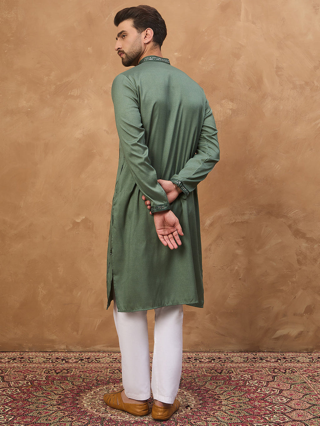 Men Green Silk Blend Solid Embroidered Straight Kurta-MKU1439
