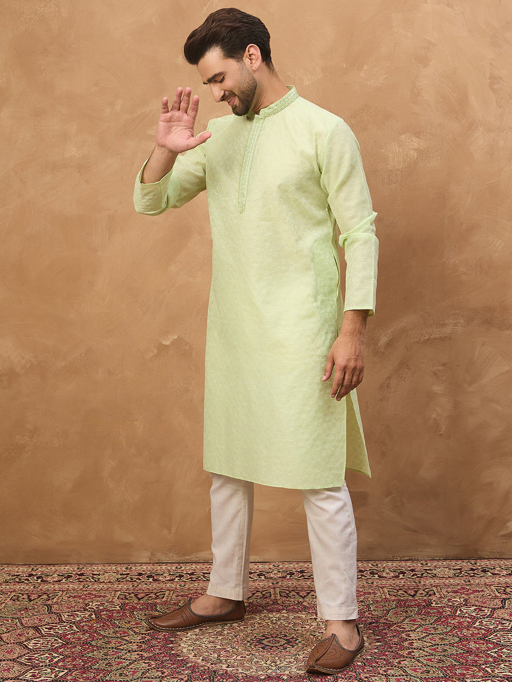 Men Green Silk Blend Solid Embroidered Straight Kurta-MKU1451