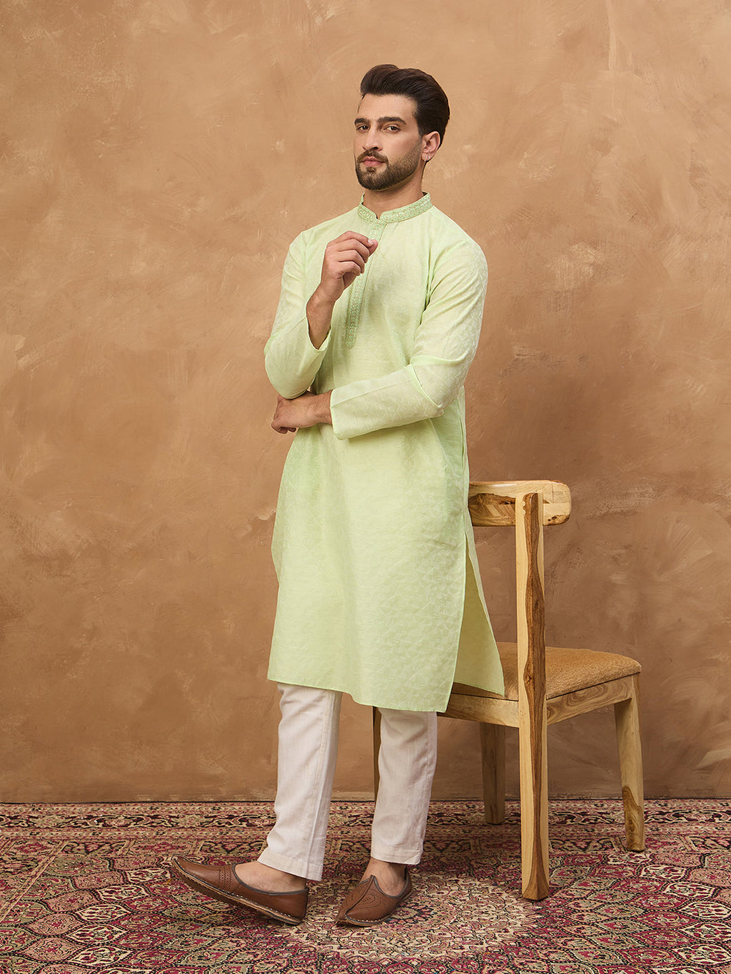 Men Green Silk Blend Solid Embroidered Straight Kurta-MKU1451