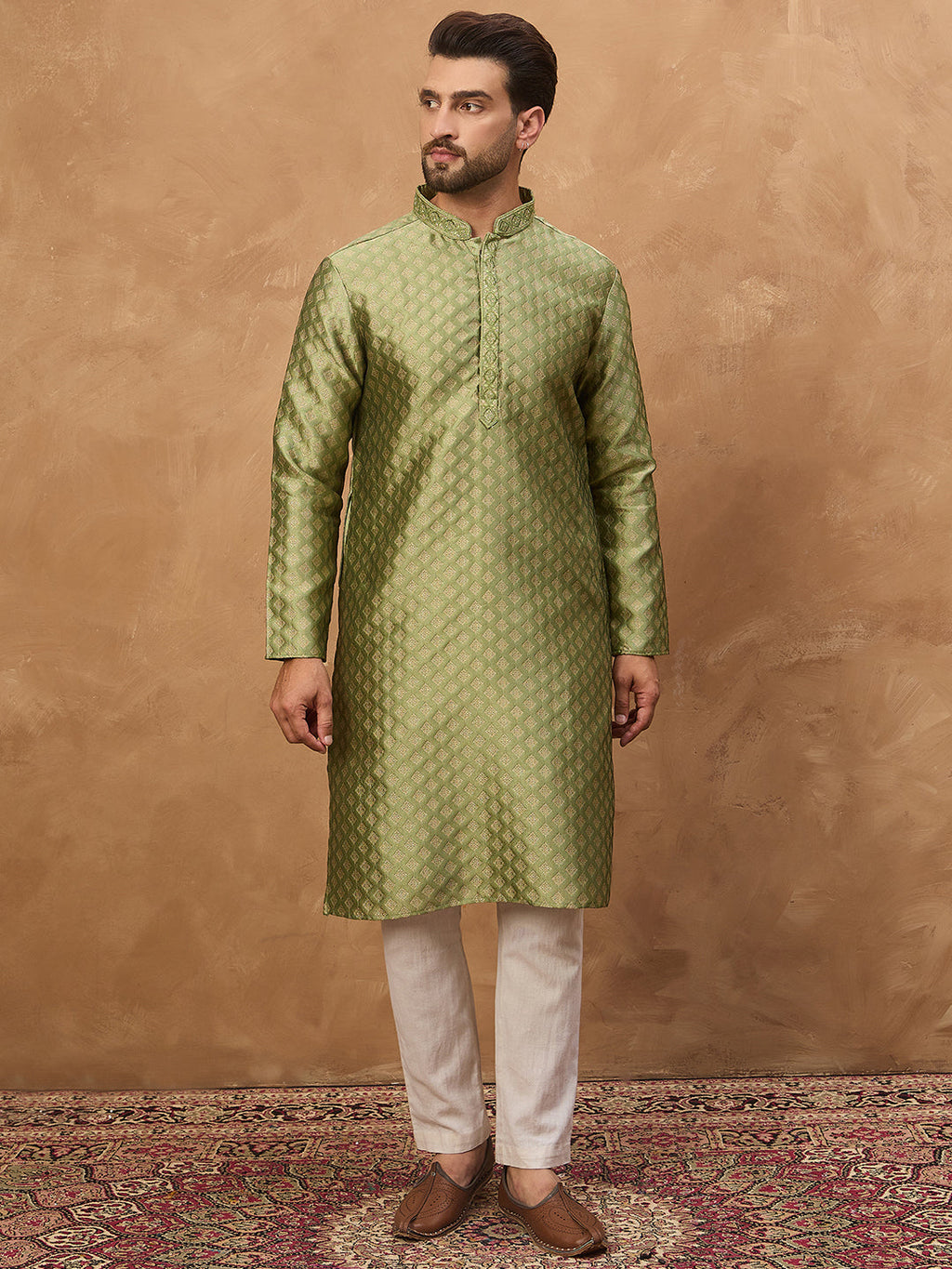 Men Green Silk Blend Solid Woven Design Straight Kurta-MKU1456