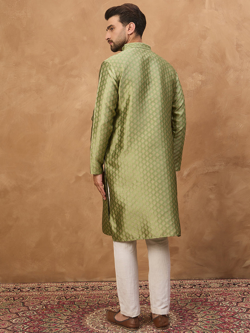 Men Green Silk Blend Solid Woven Design Straight Kurta-MKU1456