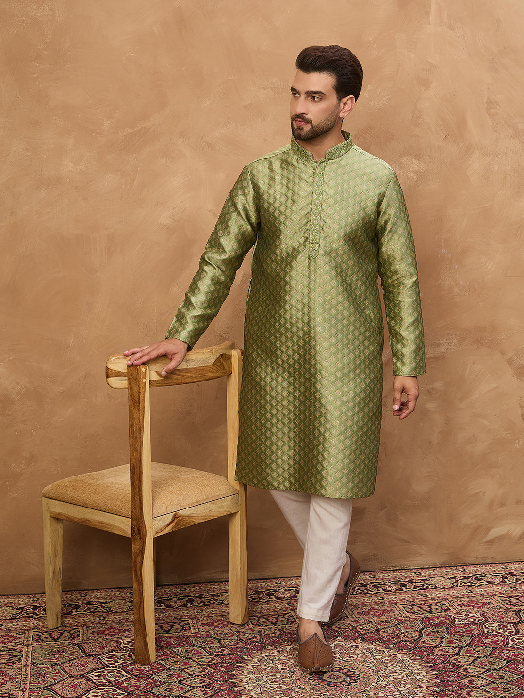 Men Green Silk Blend Solid Woven Design Straight Kurta-MKU1456