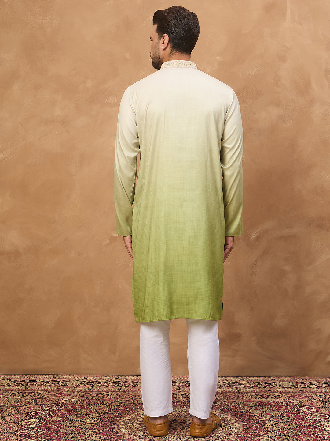 Men Green Silk Blend Solid Embroidered Straight Kurta-MKU1488