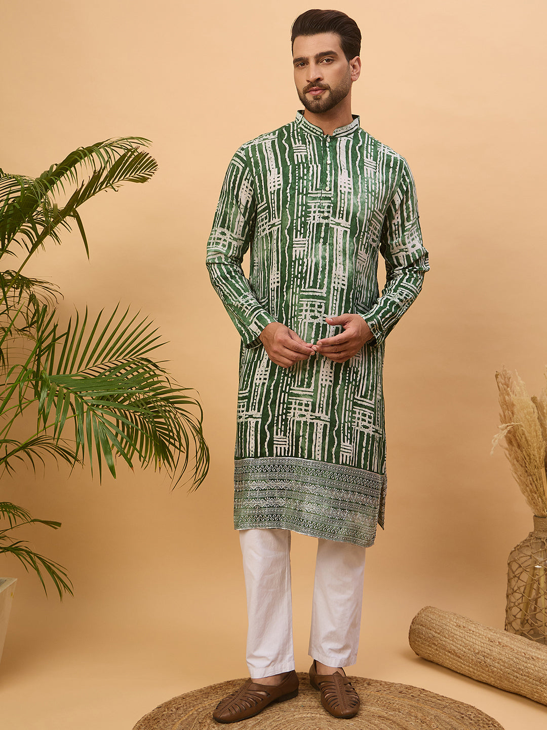 Men Green Viscose Rayon Batik Embroidered Straight Kurta-MKU1500
