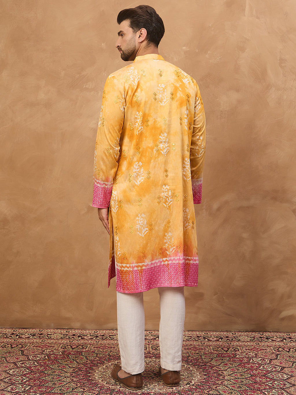 Men Yellow Silk Blend Batik Embroidered Straight Kurta-MKU1513