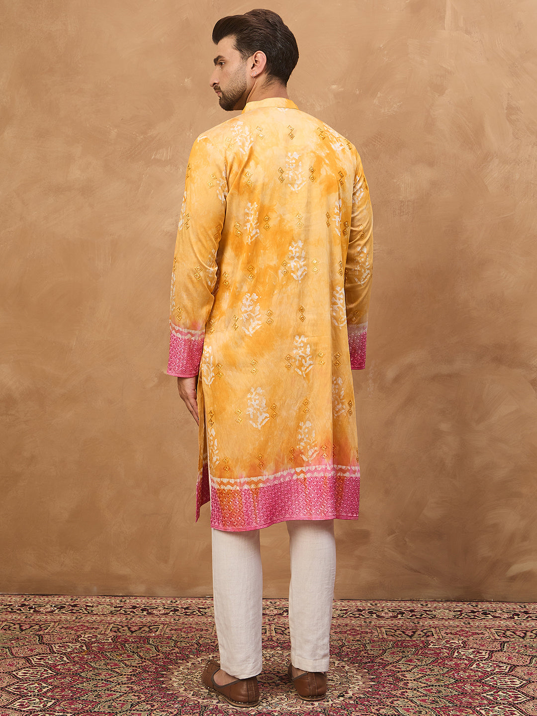 Men Yellow Silk Blend Batik Embroidered Straight Kurta-MKU1513