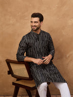 Men Black Silk Blend Geometric Printed Straight Kurta-MKU1516