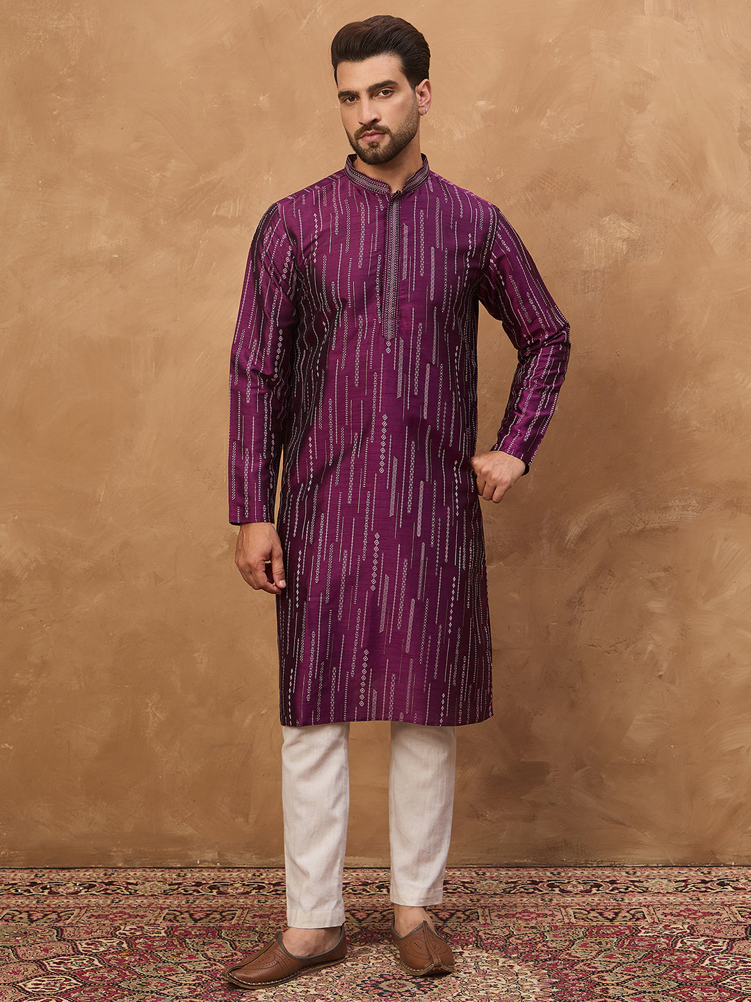 Men Purple Silk Blend Geometric Printed Straight Kurta-MKU1518