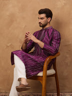 Men Purple Silk Blend Geometric Printed Straight Kurta-MKU1518