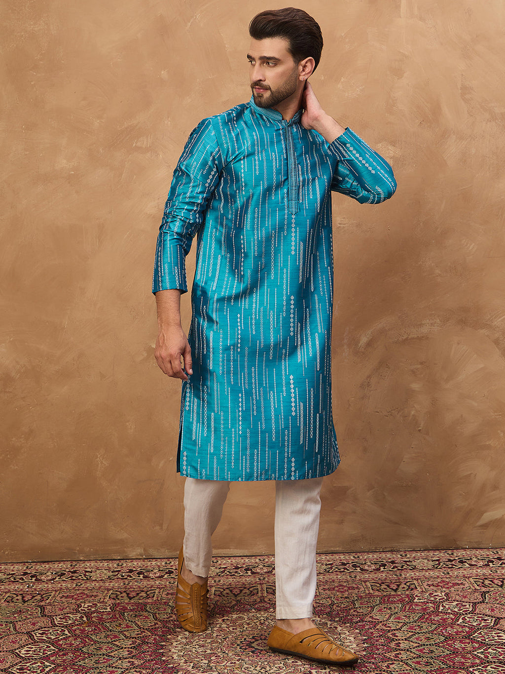 Men Blue Silk Blend Geometric Printed Straight Kurta-MKU1519