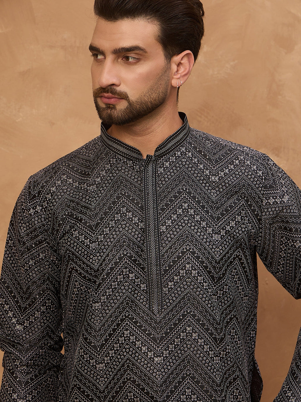 Men Black Silk Blend Geometric Printed Straight Kurta-MKU1520
