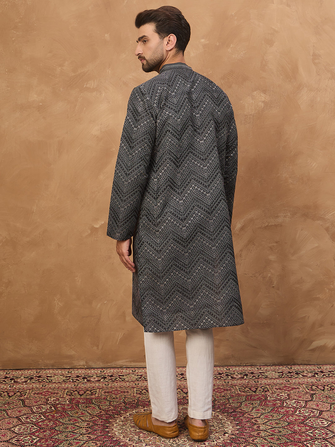 Men Black Silk Blend Geometric Printed Straight Kurta-MKU1520