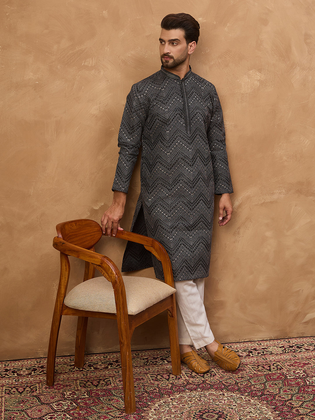 Men Black Silk Blend Geometric Printed Straight Kurta-MKU1520
