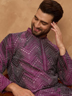 Men Purple Silk Blend Geometric Printed Straight Kurta-MKU1521