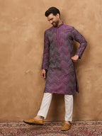 Men Purple Silk Blend Geometric Printed Straight Kurta-MKU1521