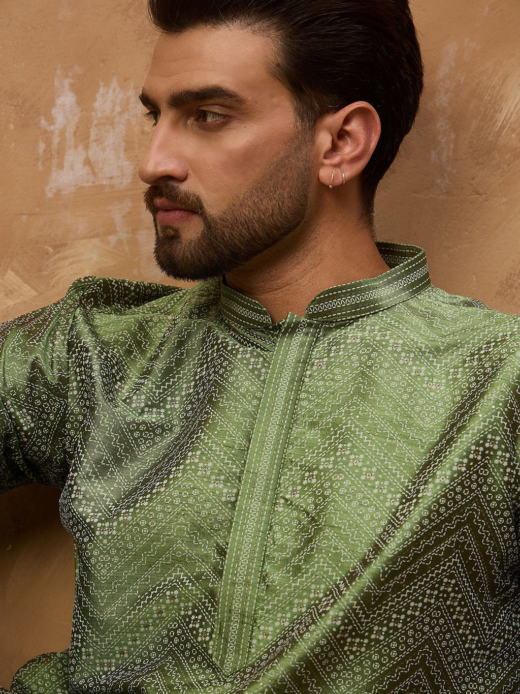 Men Green Silk Blend Geometric Printed Straight Kurta-MKU1522