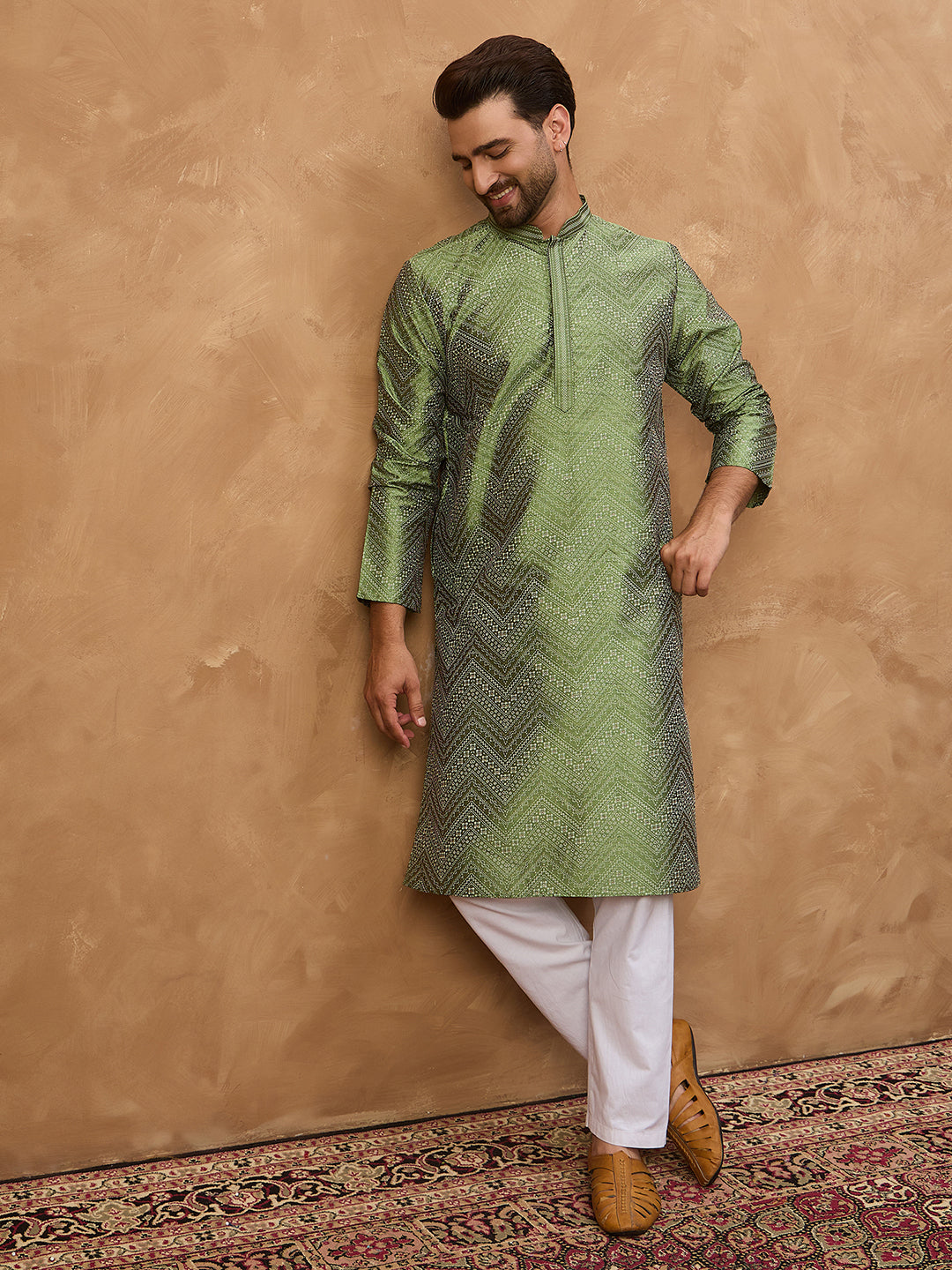 Men Green Silk Blend Geometric Printed Straight Kurta-MKU1522