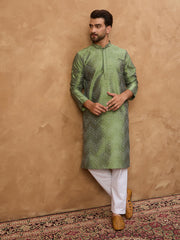 Men Green Silk Blend Geometric Printed Straight Kurta-MKU1522
