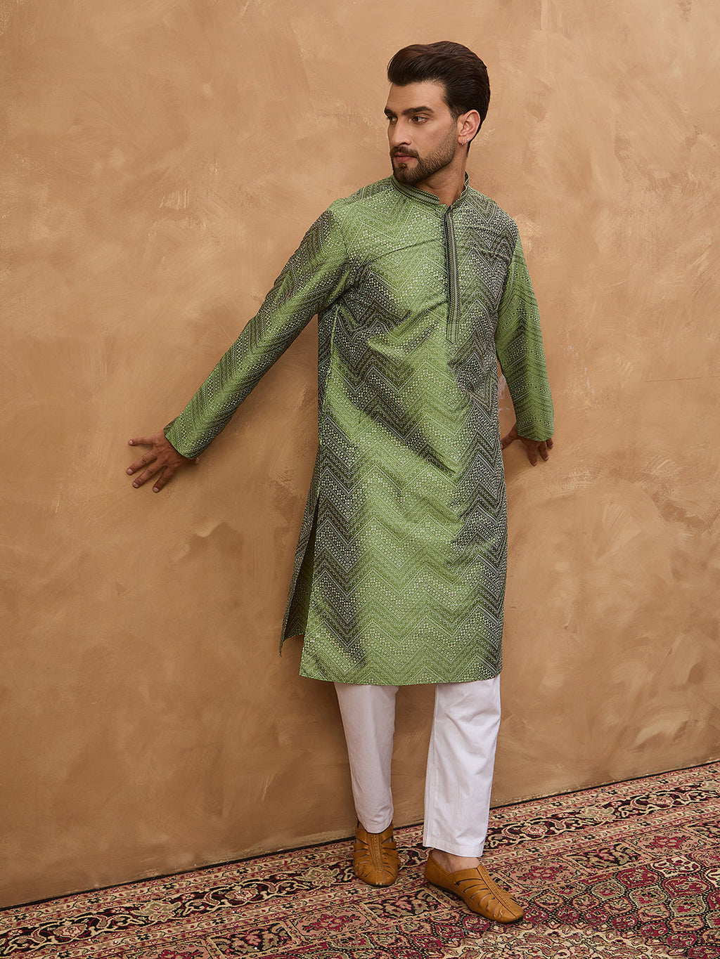 Men Green Silk Blend Geometric Printed Straight Kurta-MKU1522